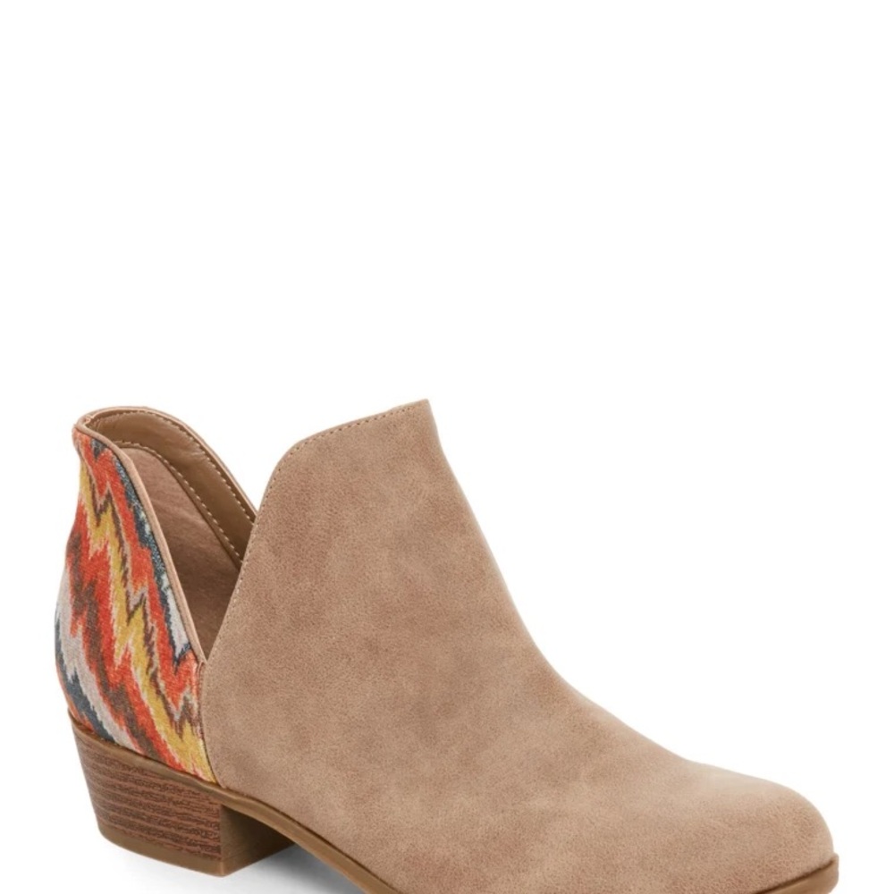 Indigo Tan Ankle Boots with Southwestern Pattern